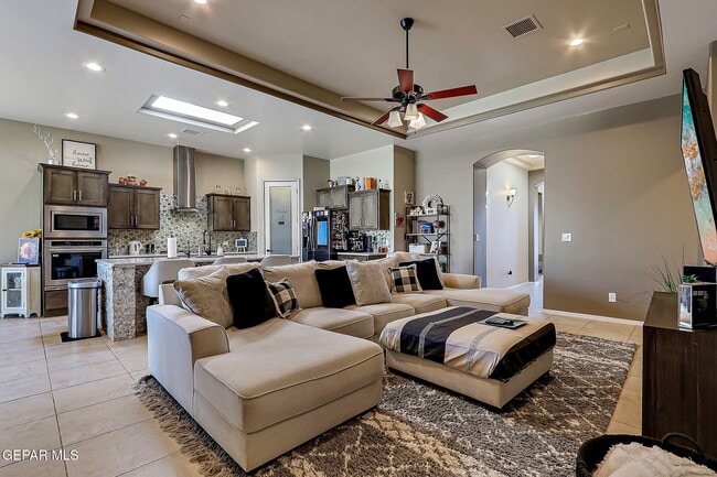 Building Photo - 1149 Stoke St