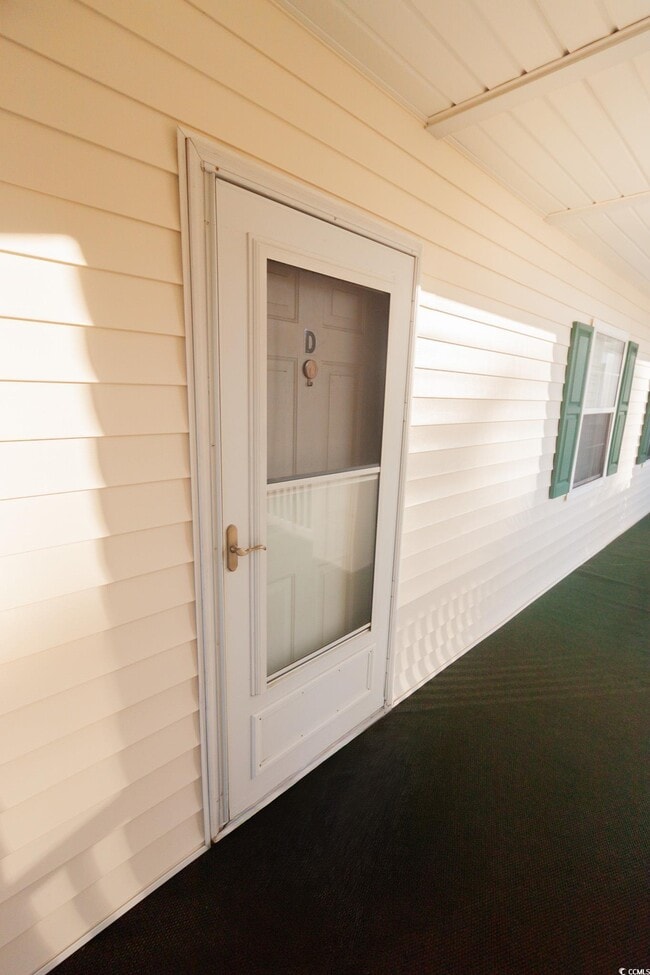 Building Photo - 697 Tupelo Ln