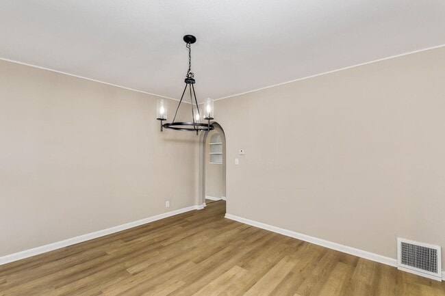 Building Photo - College Hill Home for rent! 4 bedroom 2 bath!