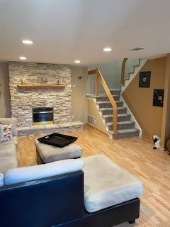 Building Photo - 53 Skyline Dr