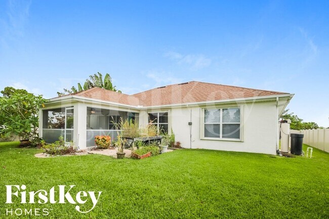 Building Photo - 2917 NW 26th St