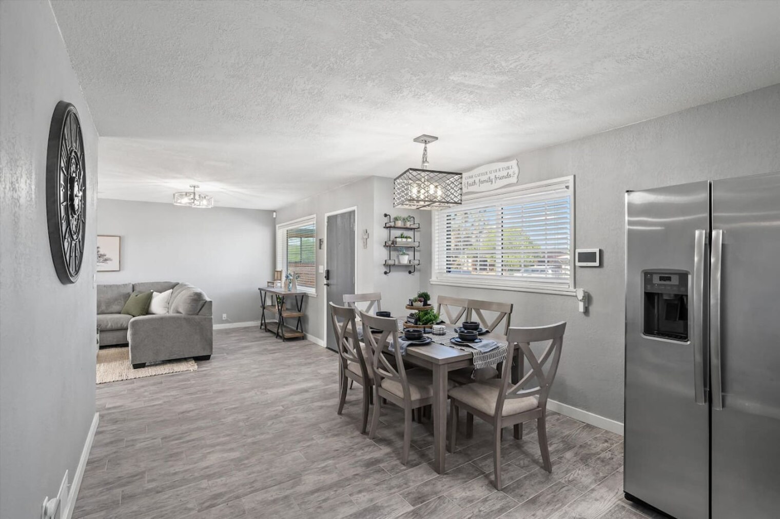 Building Photo - 2764 N Warren Ave