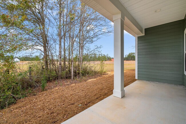 Building Photo - 80 Capri Ln