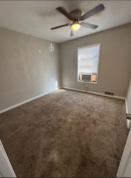 Building Photo - 620 Viewpoint Dr