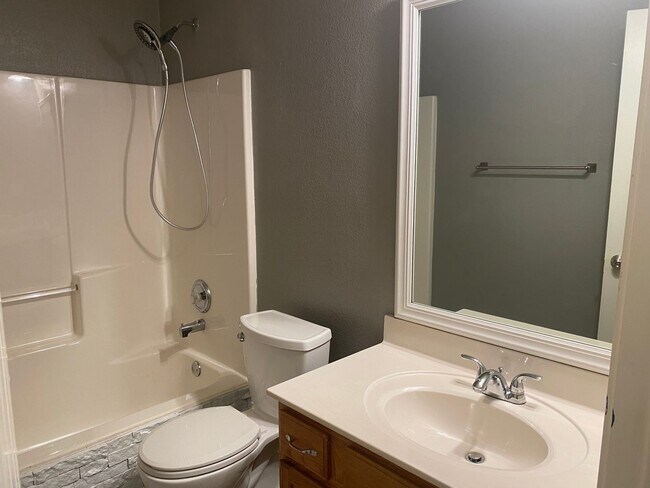 Building Photo - 209 Tripp Trail