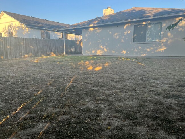 Building Photo - 2709 Haven Dr