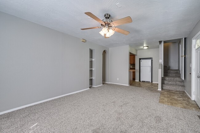 Building Photo - COLLEGE PRE-LEASING