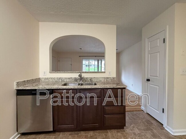 Building Photo - 54 Dawnwood Cir