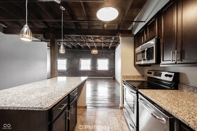 Building Photo - 501 Madison Ave