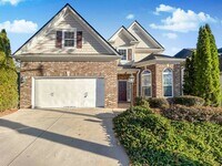 Building Photo - Immaculate 4 BR/3 BA Traditional in Acworth!