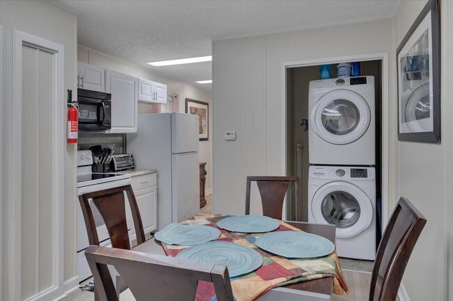 Building Photo - 4217 Neal Rd