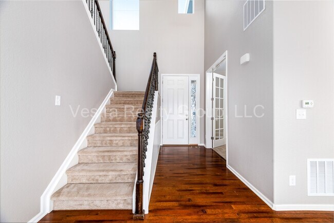 Building Photo - 2794 Rising Moon Way