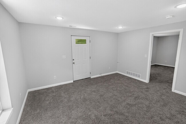 Building Photo - 5316 Godas Cir