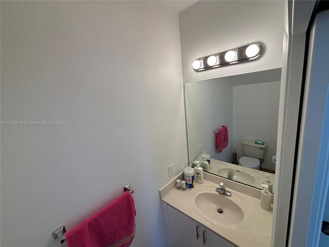 Building Photo - 4361 Dogwood Cir