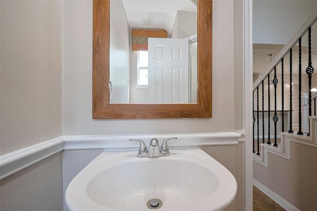 Building Photo - 5627 Granite Falls Ln