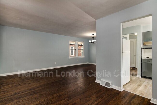 Building Photo - 7725 Kenridge Ln