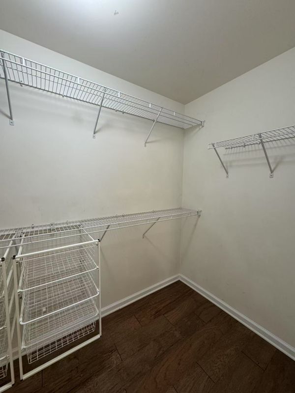 Building Photo - 2692 Briaroak Dr