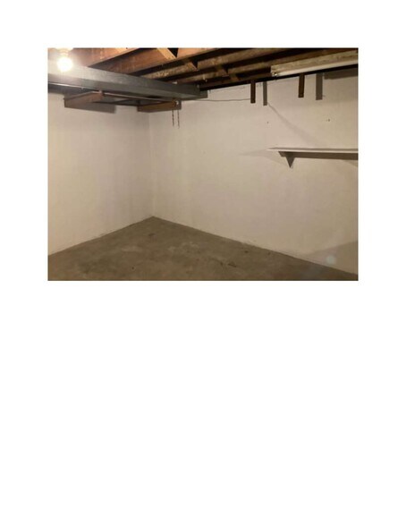 Building Photo - 401 Hyde Park Dr