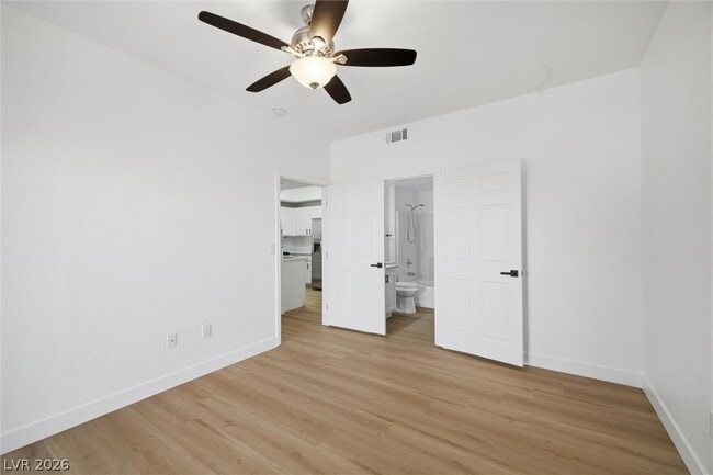 Building Photo - 5855 Valley Dr