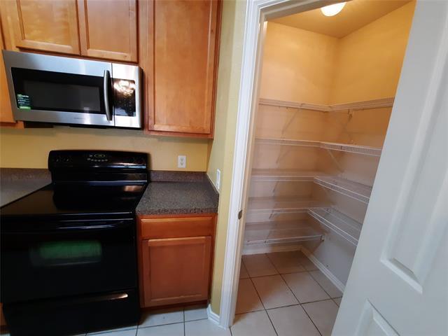 Building Photo - 2209 Rockport Dr