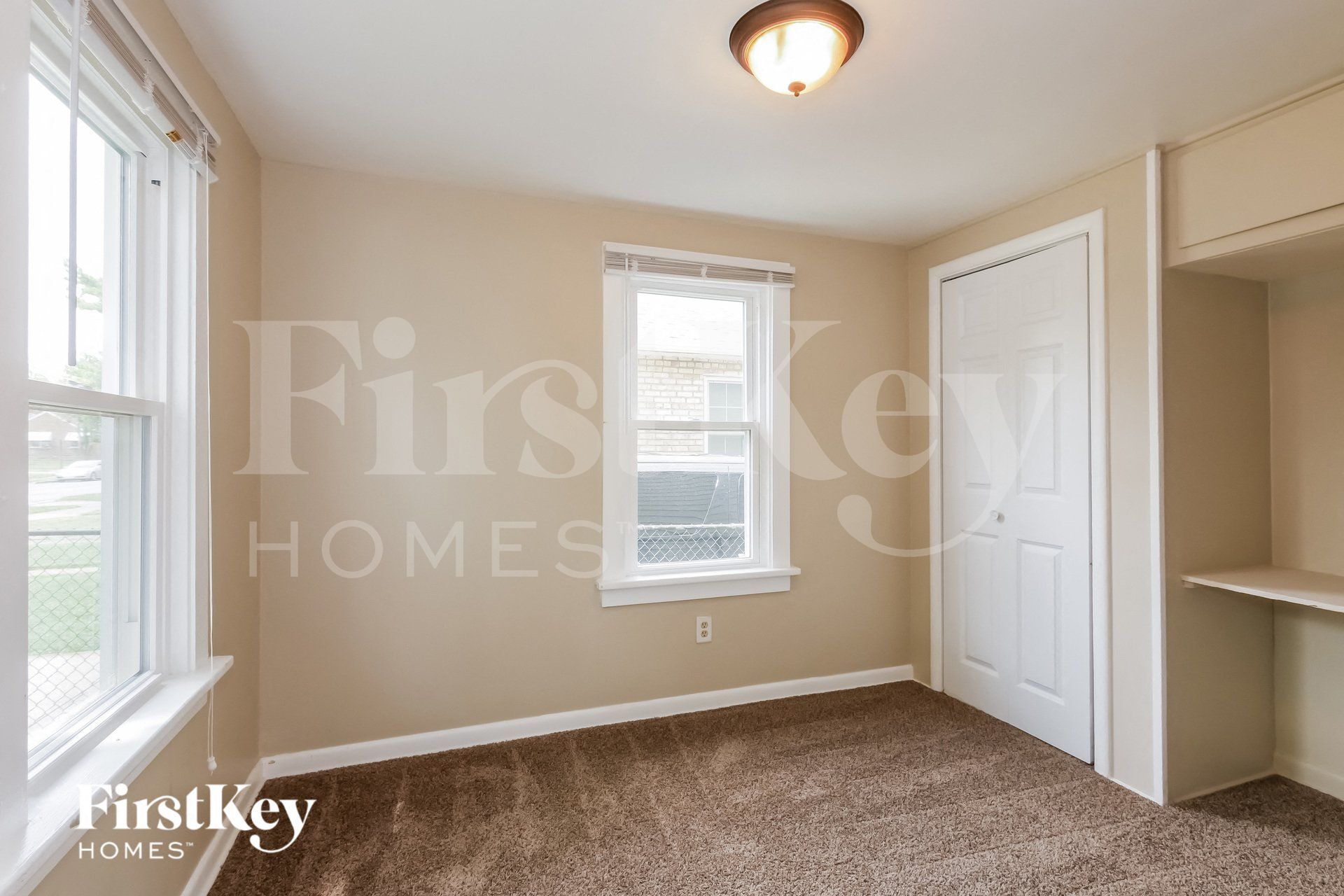 Building Photo - 519 S Elmwood Ave