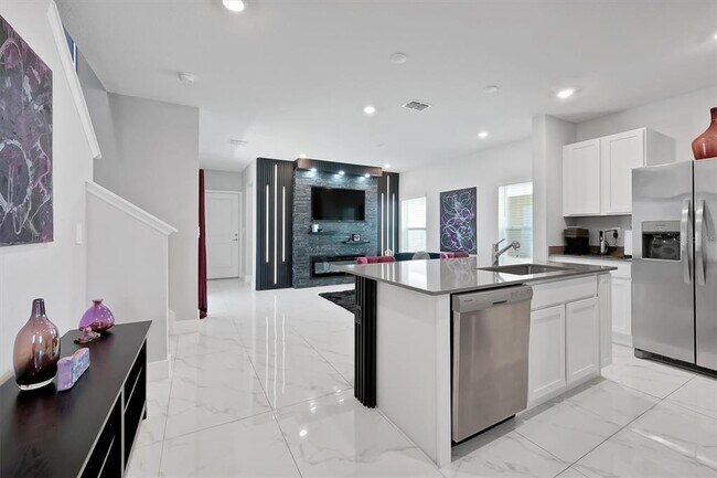 Building Photo - 7245 Sienna Oak Aly