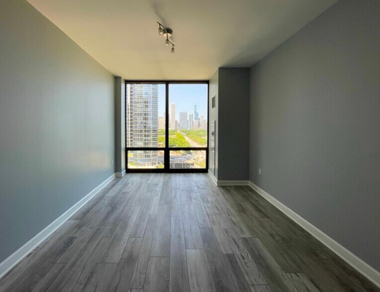 Building Photo - 233 E 13th St