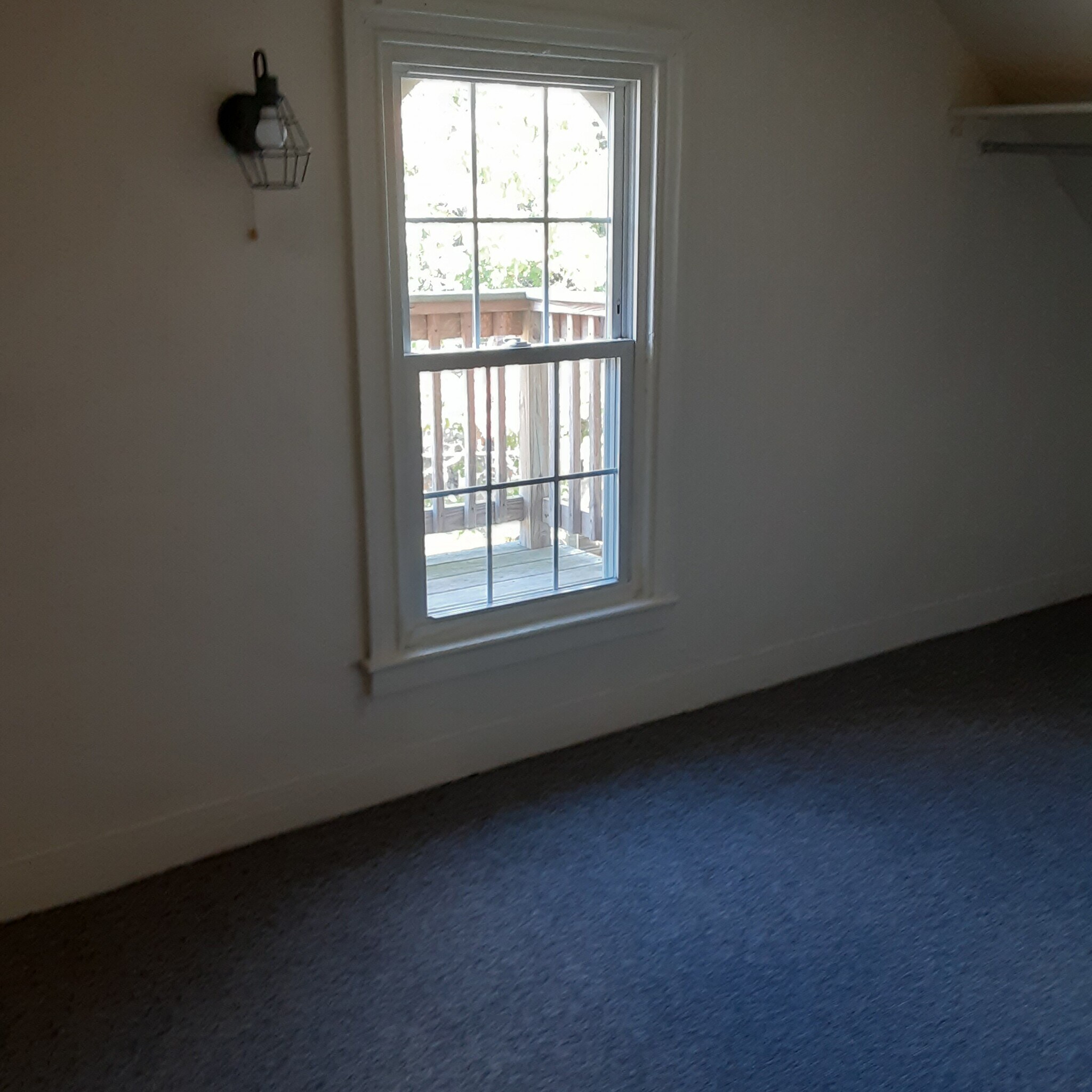 Building Photo - 105 Somerset St