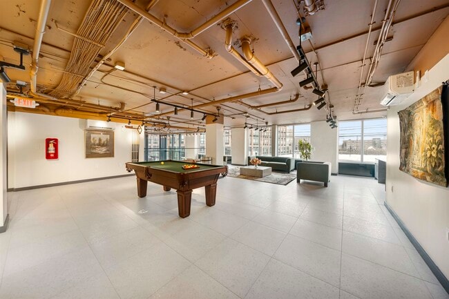 Building Photo - 1 Mallory Ave