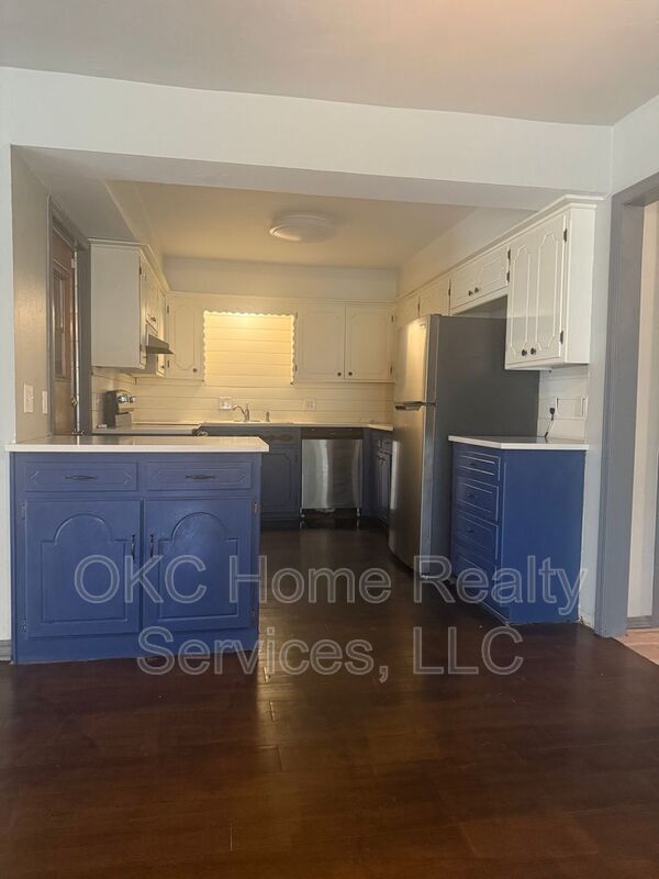 Building Photo - 3604 Willow Springs Dr