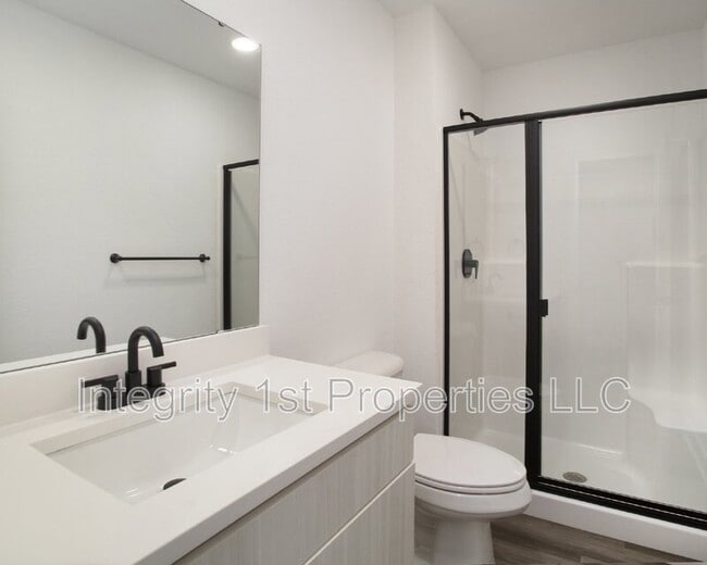 Building Photo - 5902 NW 88th St