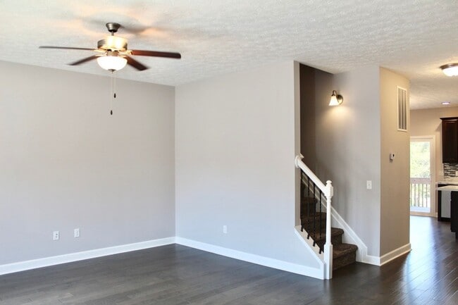 Building Photo - 162 Cedar Point Ln