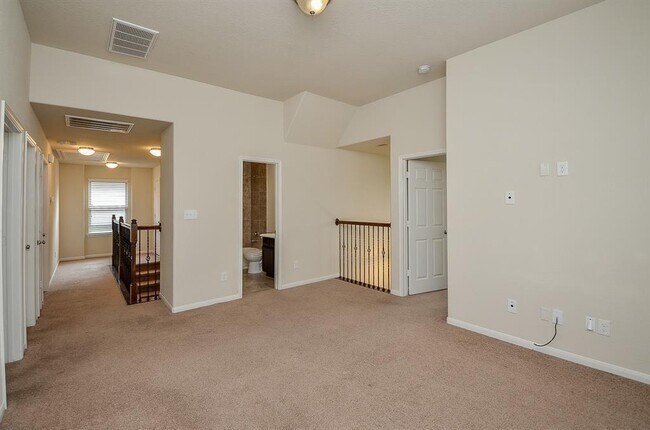 Building Photo - 20222 Stonebridge Terrace Dr