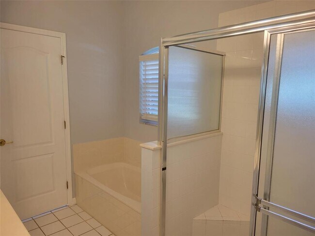 Building Photo - 4009 Hammersmith Dr