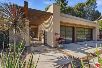 Building Photo - 17424 Cumpston St