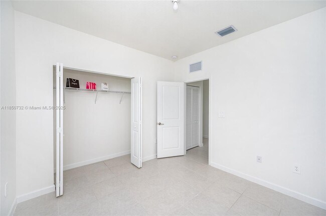 Building Photo - 11856 SW 241 Ter