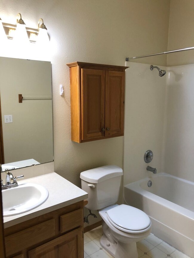 Building Photo - Beautiful 3-Bedroom Home In SW Corvallis