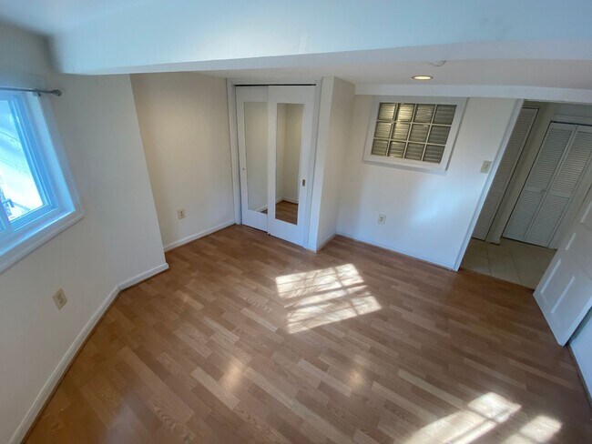Building Photo - 3157 18th St NW
