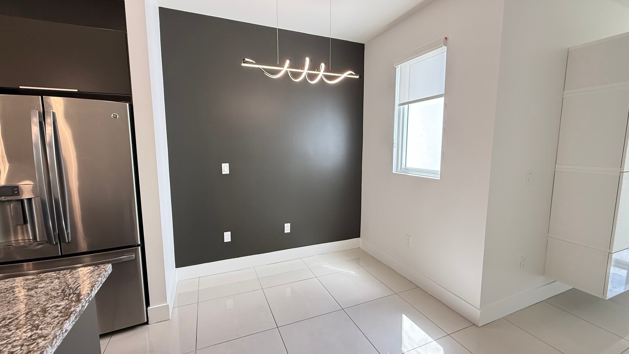 Breakfast Nook - 10260 NW 63rd Ter