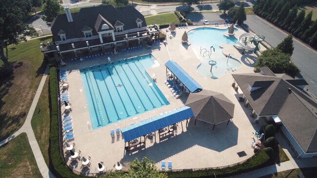 Building Photo - 1823 Buxton Way