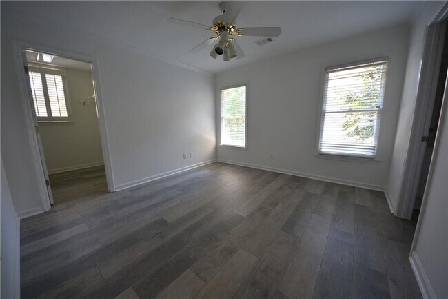 Building Photo - 135 Brightmore Way