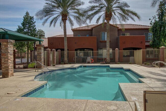 Building Photo - Stunning Rancho Del Ray double story overlooking community park.