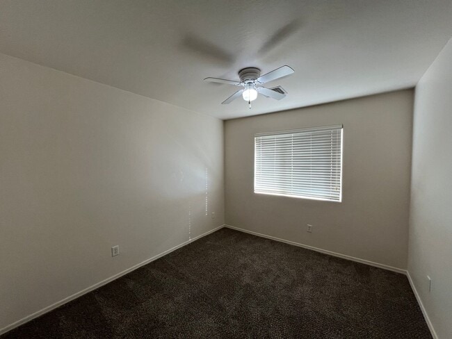 Building Photo - 4 BEDROOM IN BARKLEY RANCH!