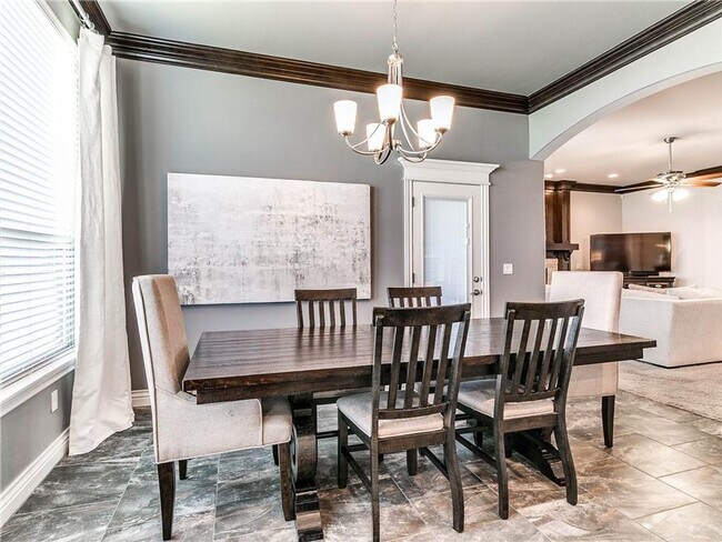 Building Photo - Beautiful home + Deer Creek Schools + 4 bedroom + 2.5 bathrooms