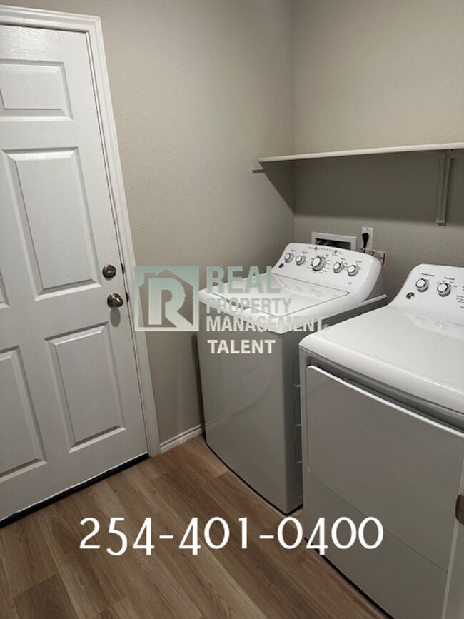 Building Photo - 3-bedroom, 2-bathroom home located in Temple