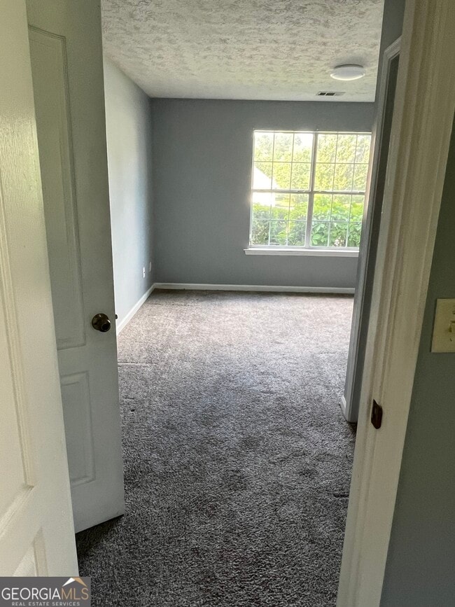 Building Photo - 506 Rosewood Cir