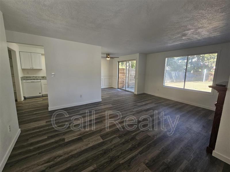 Building Photo - 12117 E 23rd Ave