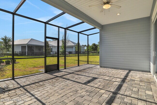 Building Photo - 90 Tahiti Cv