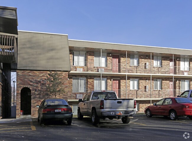 Building Photo - 2757 S 300 E