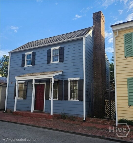 Building Photo - 506 E York St